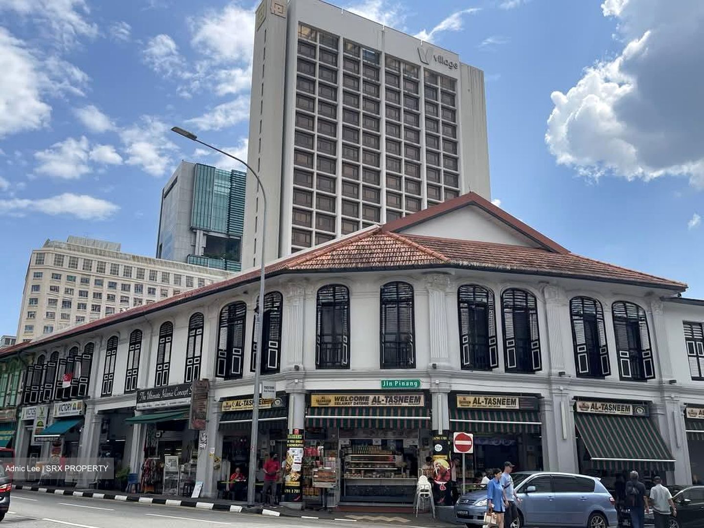 Bussorah Street (D7), Shop House #579255361